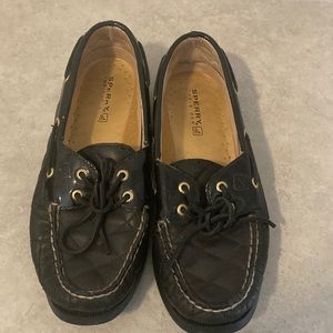 Women’s Sperry black quilted boat shoe W 9